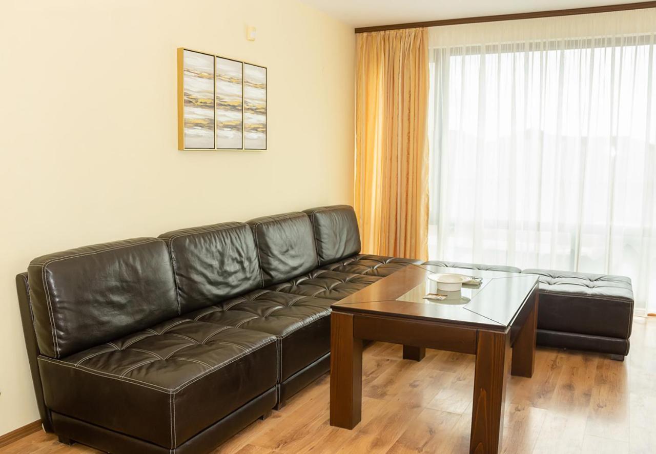 Cozy 1Bd Apartment With A Spacious Terrace By Flat Mаnager 발치크 외부 사진