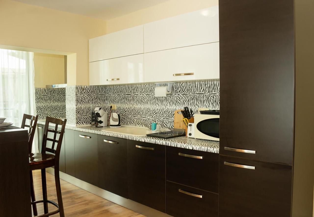 Cozy 1Bd Apartment With A Spacious Terrace By Flat Mаnager 발치크 외부 사진